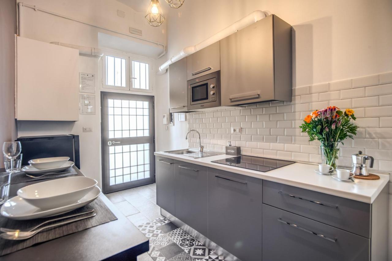 Newly Renovated Apartment By The Vatican Rome Bagian luar foto